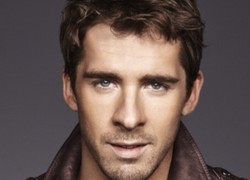 Image of Hugh Sheridan