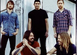 Image of Foo Fighters & The Frontier Touring Company